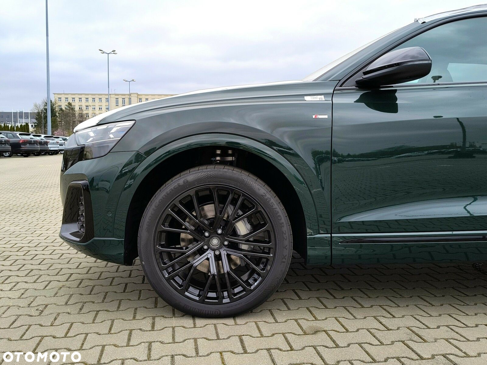 Audi Q8 - 10