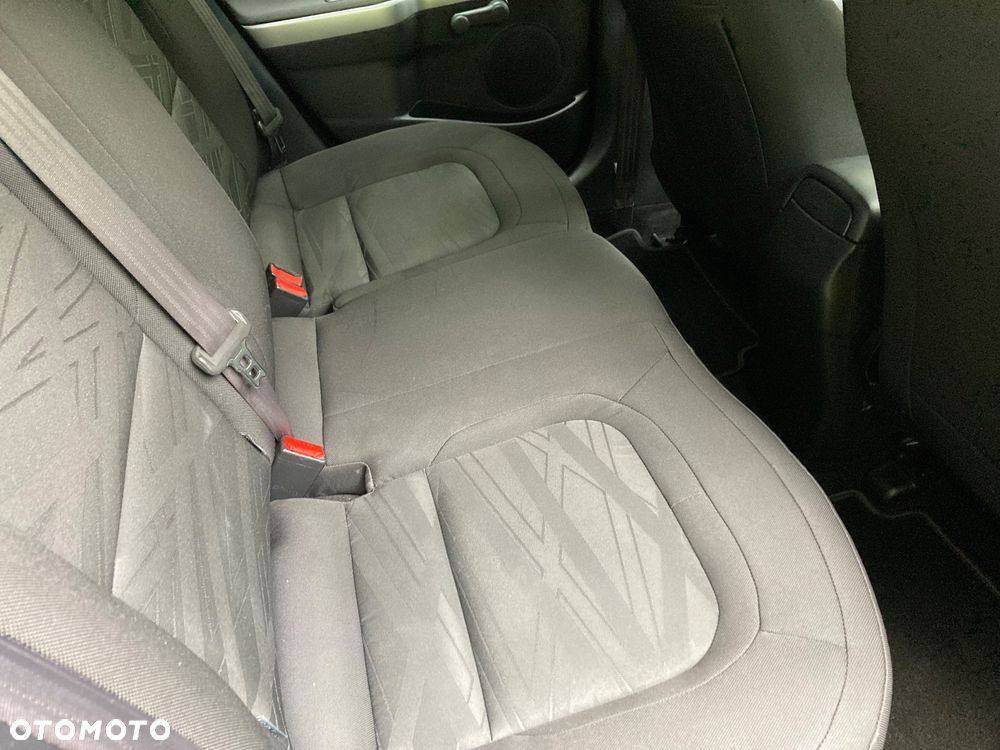 Kia Ceed - 16