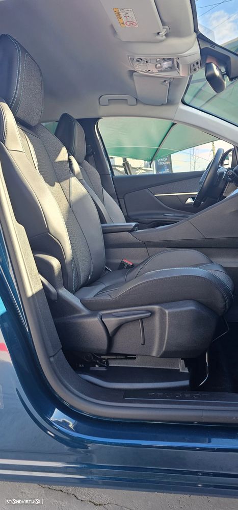 Peugeot 3008 PureTech 130 Stop & Start GPF EAT8 Roadtrip - 8