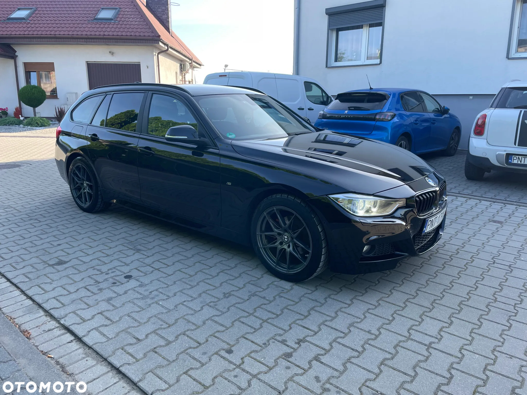 BMW Seria 3 320i - 4