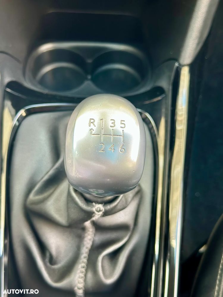 Peugeot 2008 - 20