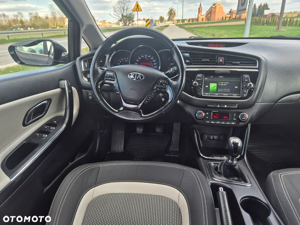 Kia Ceed 1.6 CRDi L Business Line - 4