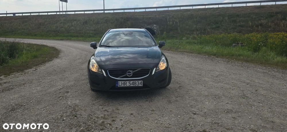 Volvo V60 D2 Geartronic Powershift Momentum - 6