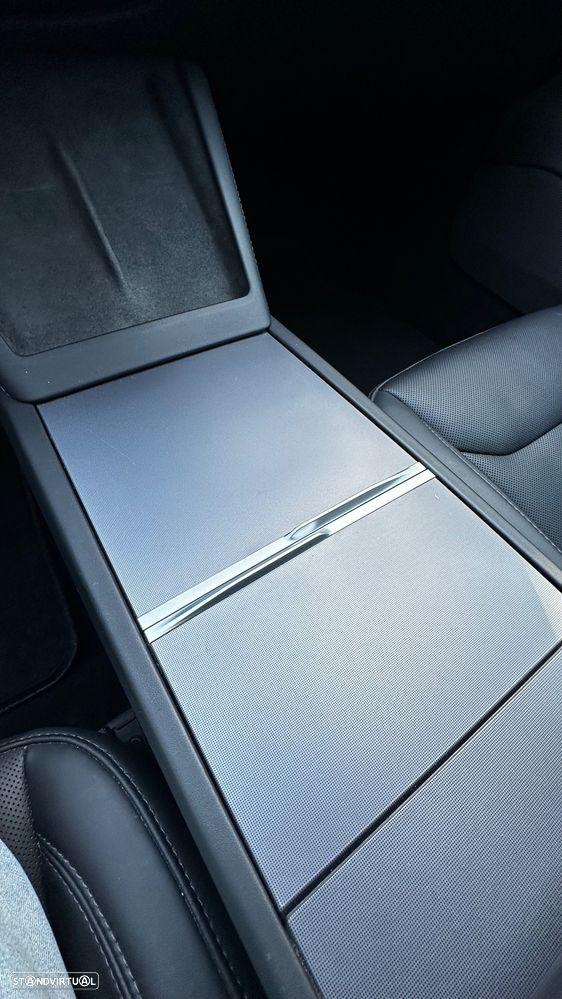 Tesla Model 3 Tração Traseira - 48