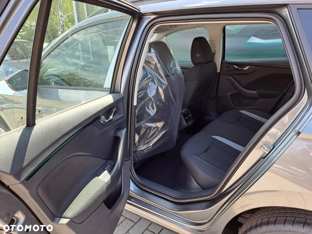 Skoda Kamiq 1.0 TSI Selection DSG - 6