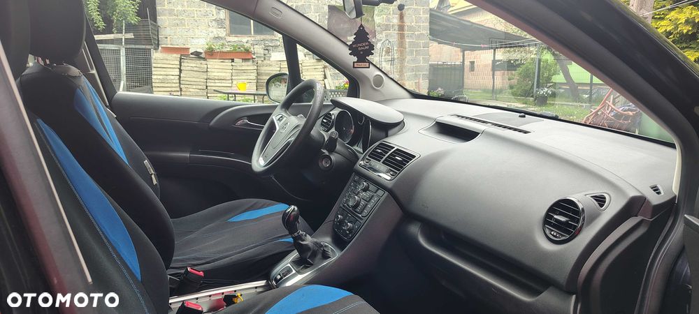 Opel Meriva - 8