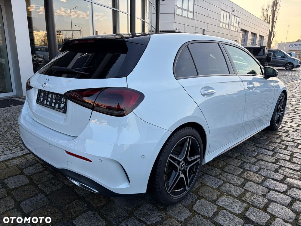 Mercedes-Benz Klasa A 200 AMG Line 7G-DCT - 4