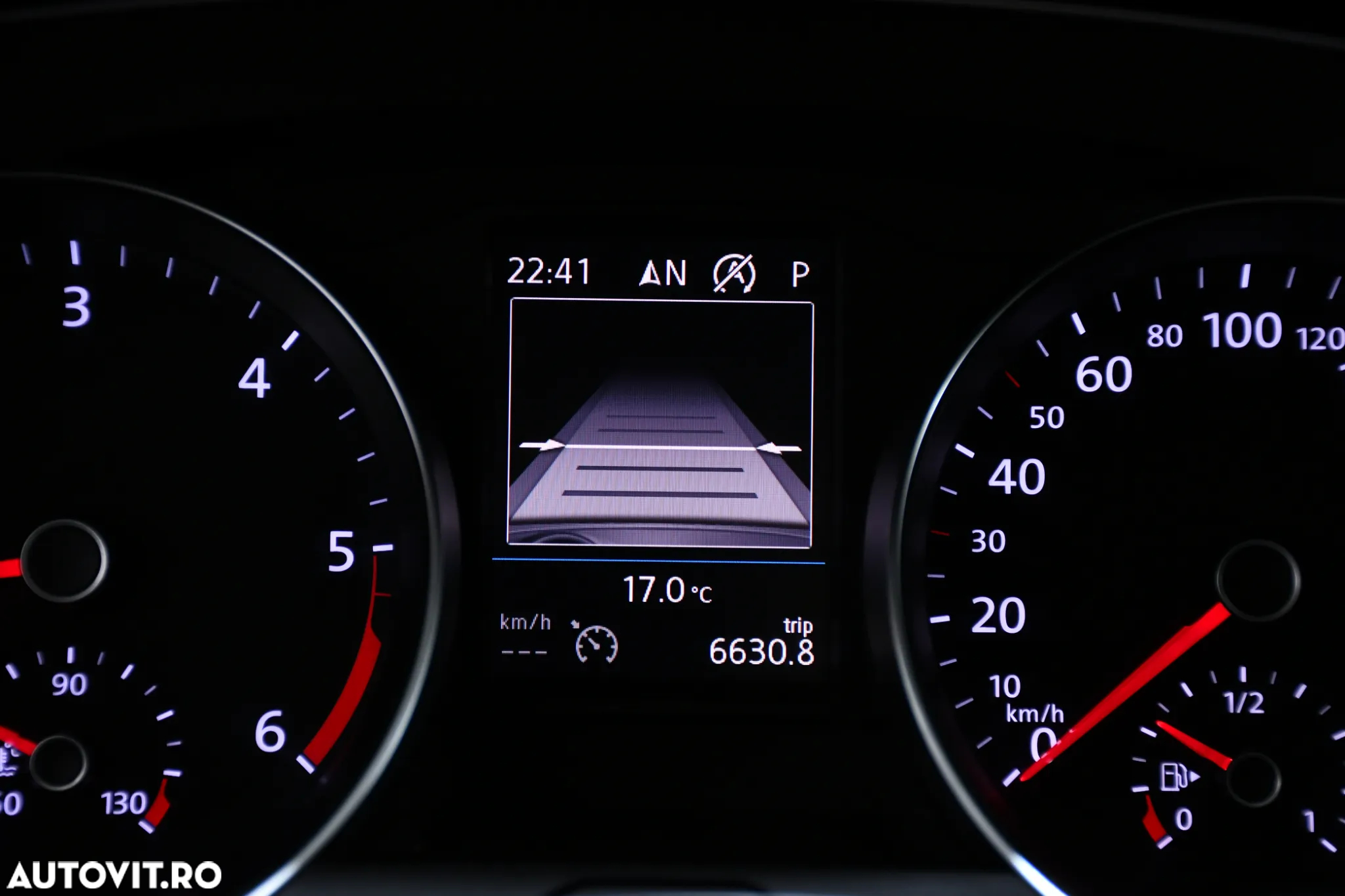 Volkswagen Passat 2.0 TDI DSG Highline - 29