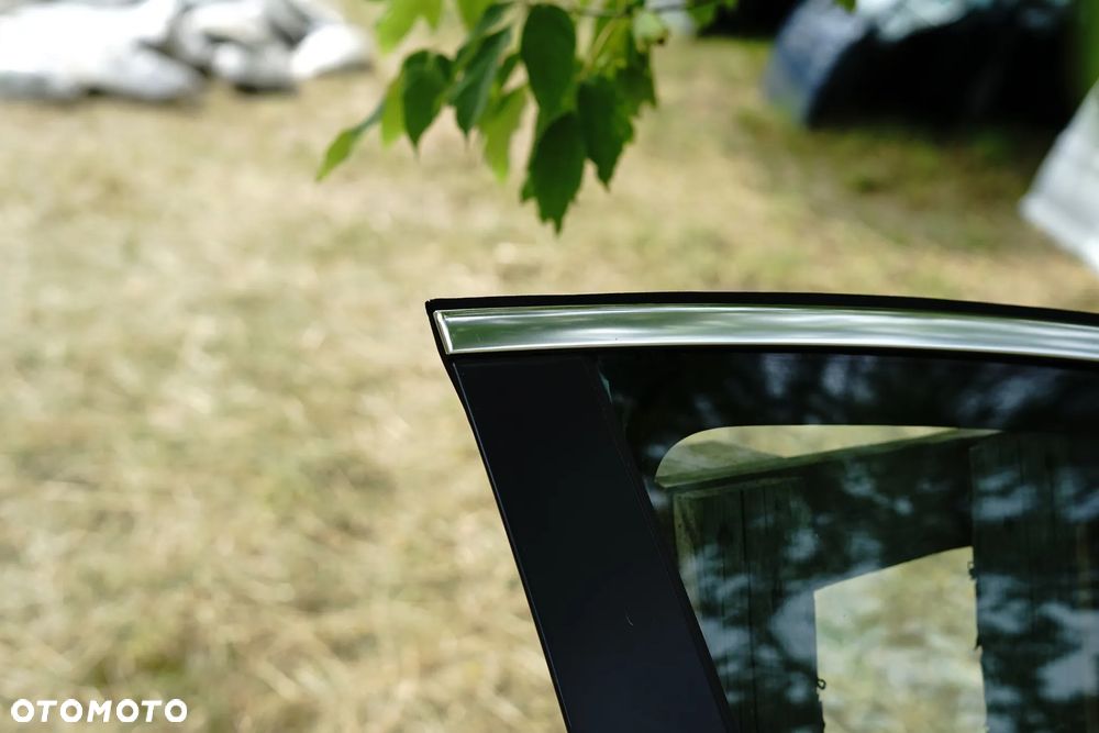 Drzwi przód przednie prawe Opel Astra J IV Z22C - 2