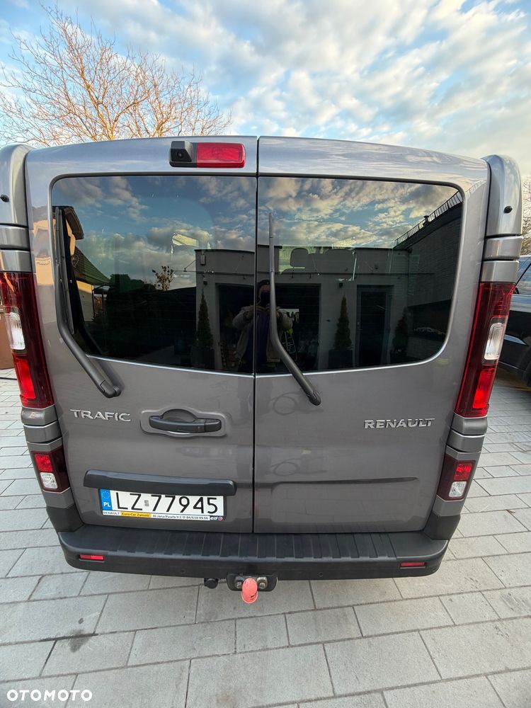 Renault Trafic Grand 2.0 dCi EDC - 4