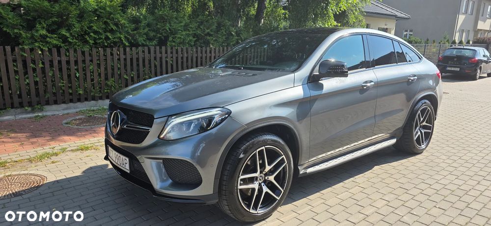Mercedes-Benz GLE 350 d 4-Matic - 28