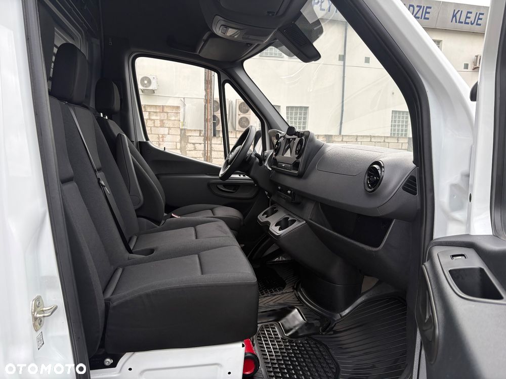 Mercedes-Benz Sprinter 317 CDI - 18