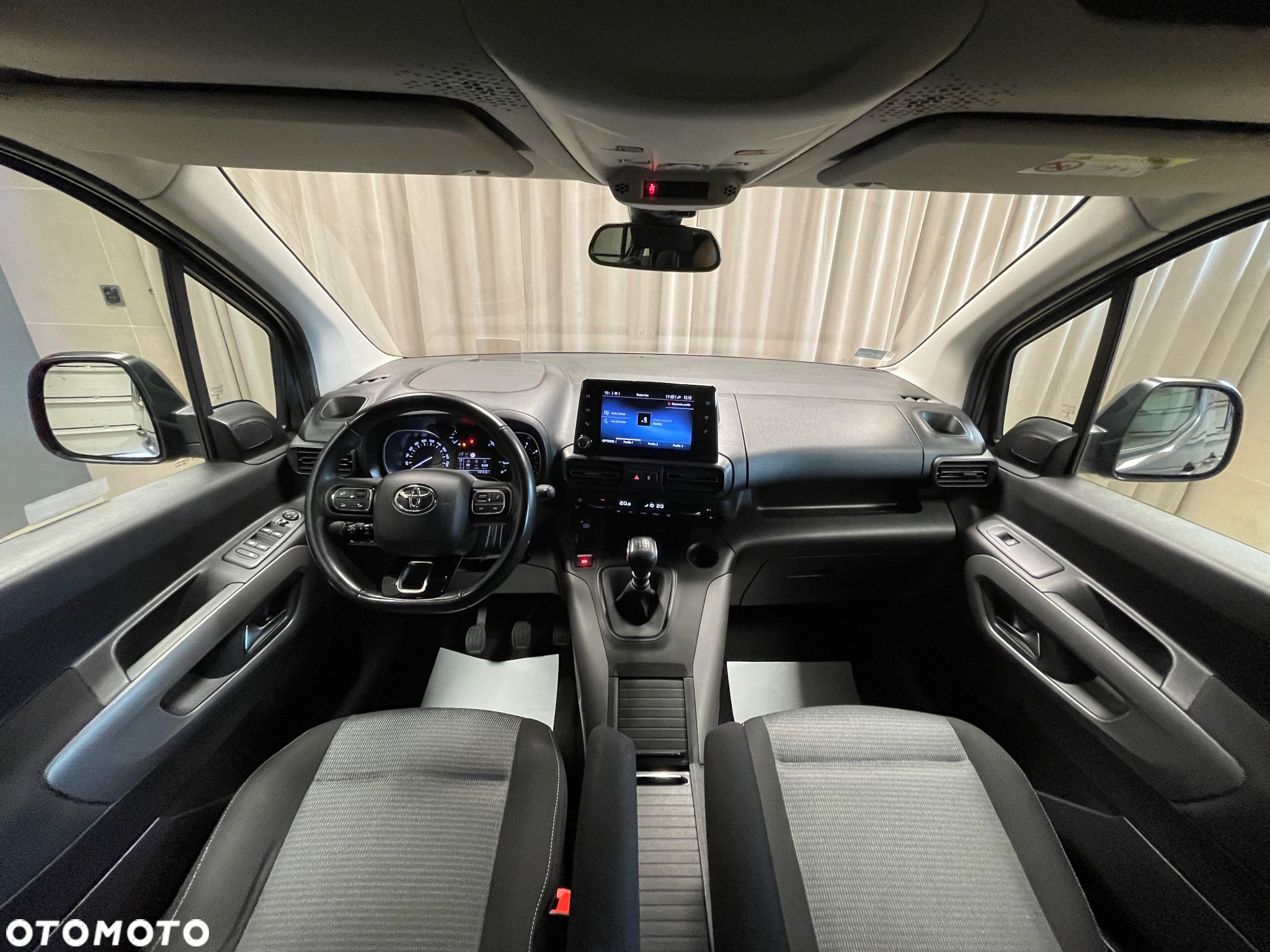 Toyota Proace City Verso Long 1.5 D-4D Family - 9