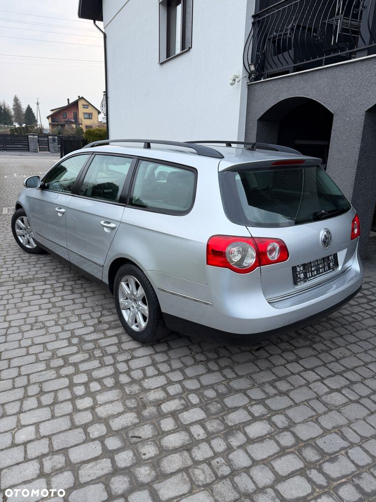 Volkswagen Passat - 14