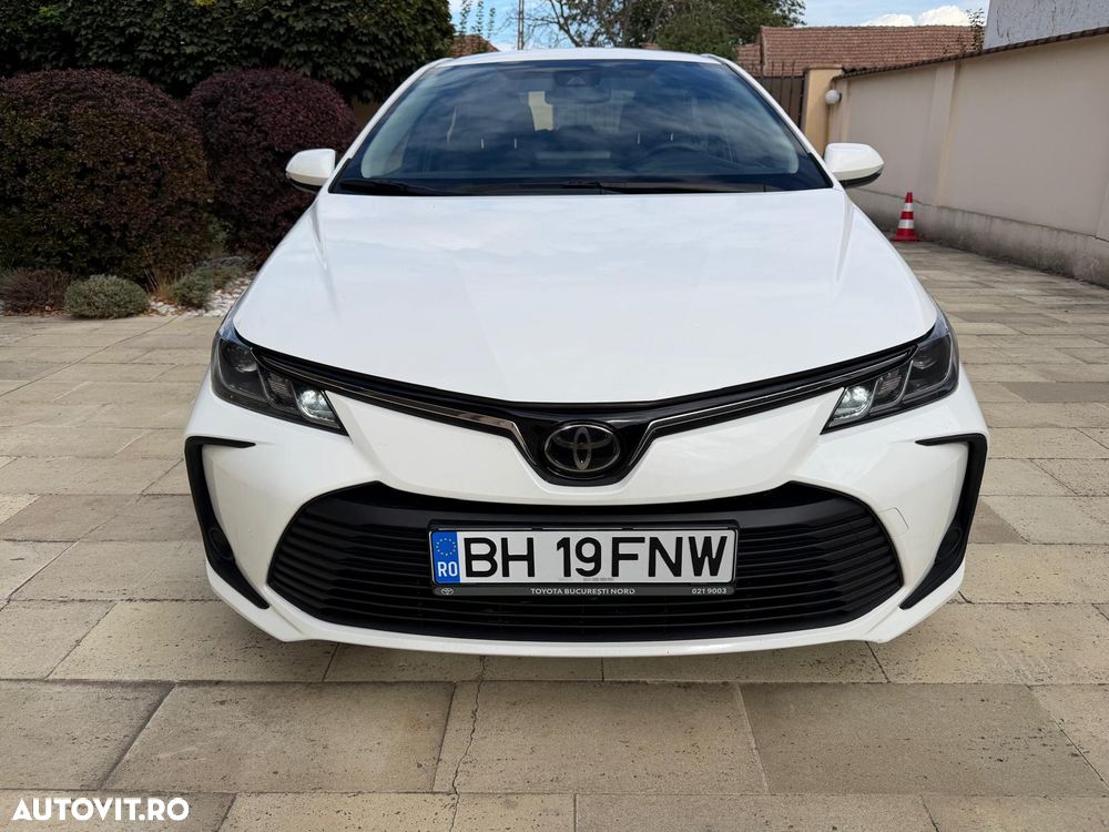 Toyota Corolla - 13