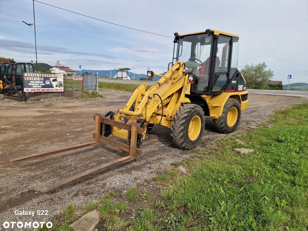 Caterpillar 906 - 2
