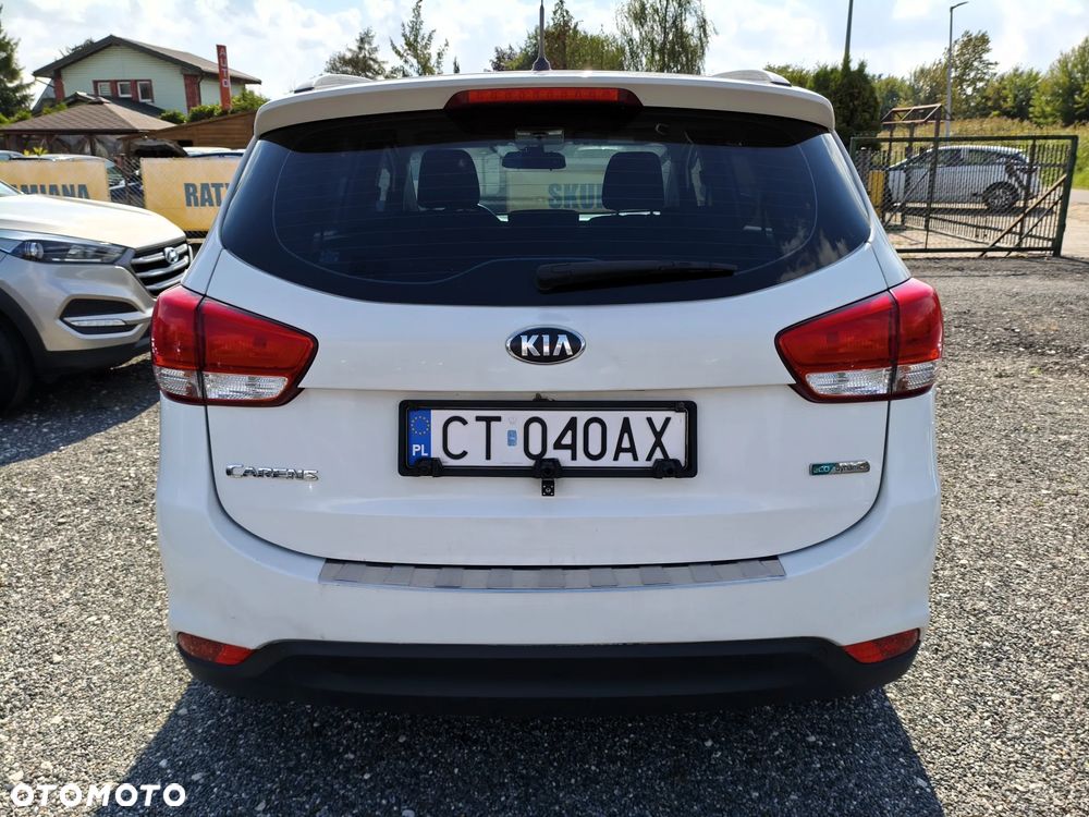 Kia Venga - 11