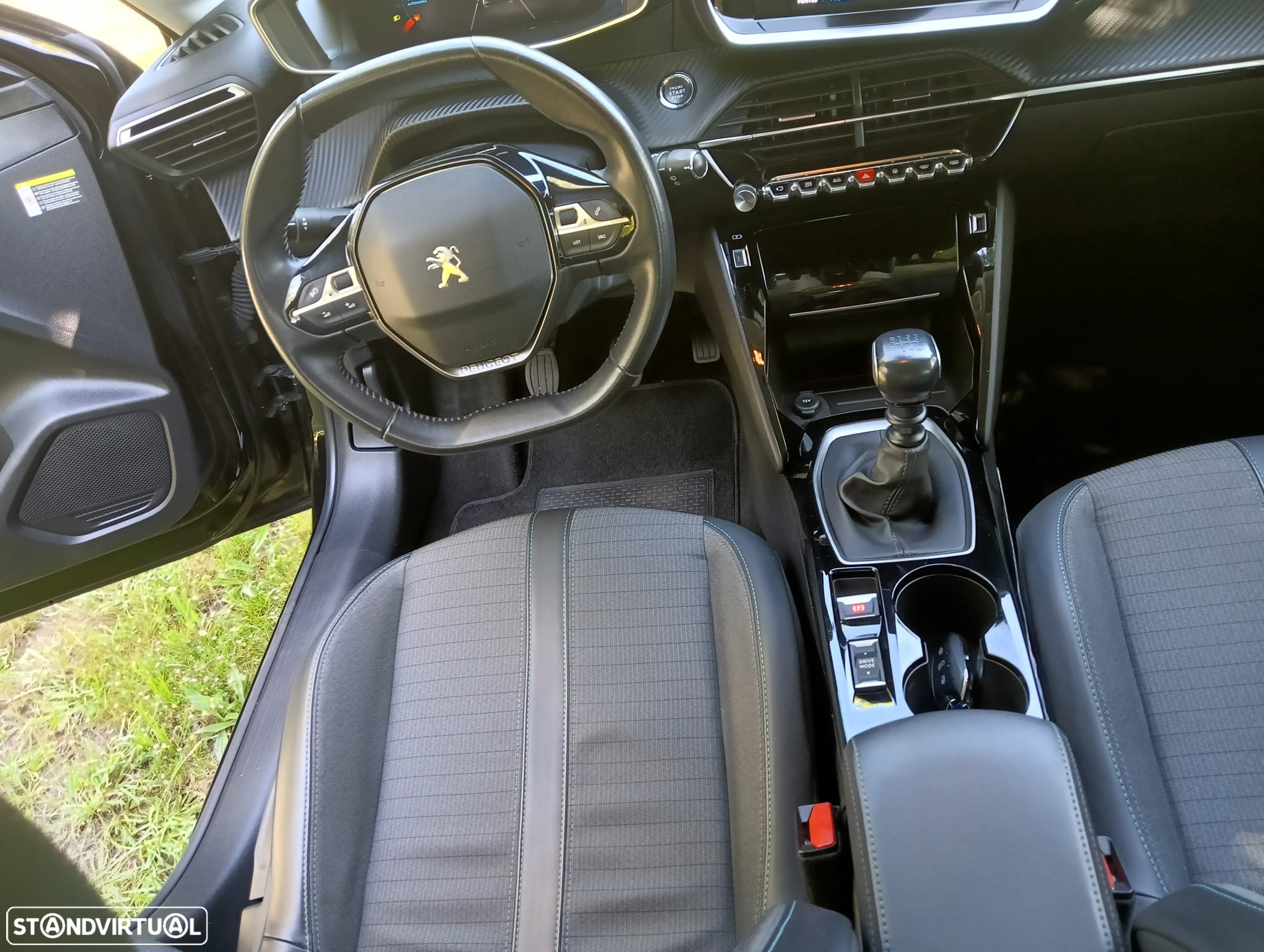 Peugeot 208 1.5 BlueHDi Allure Pack - 19