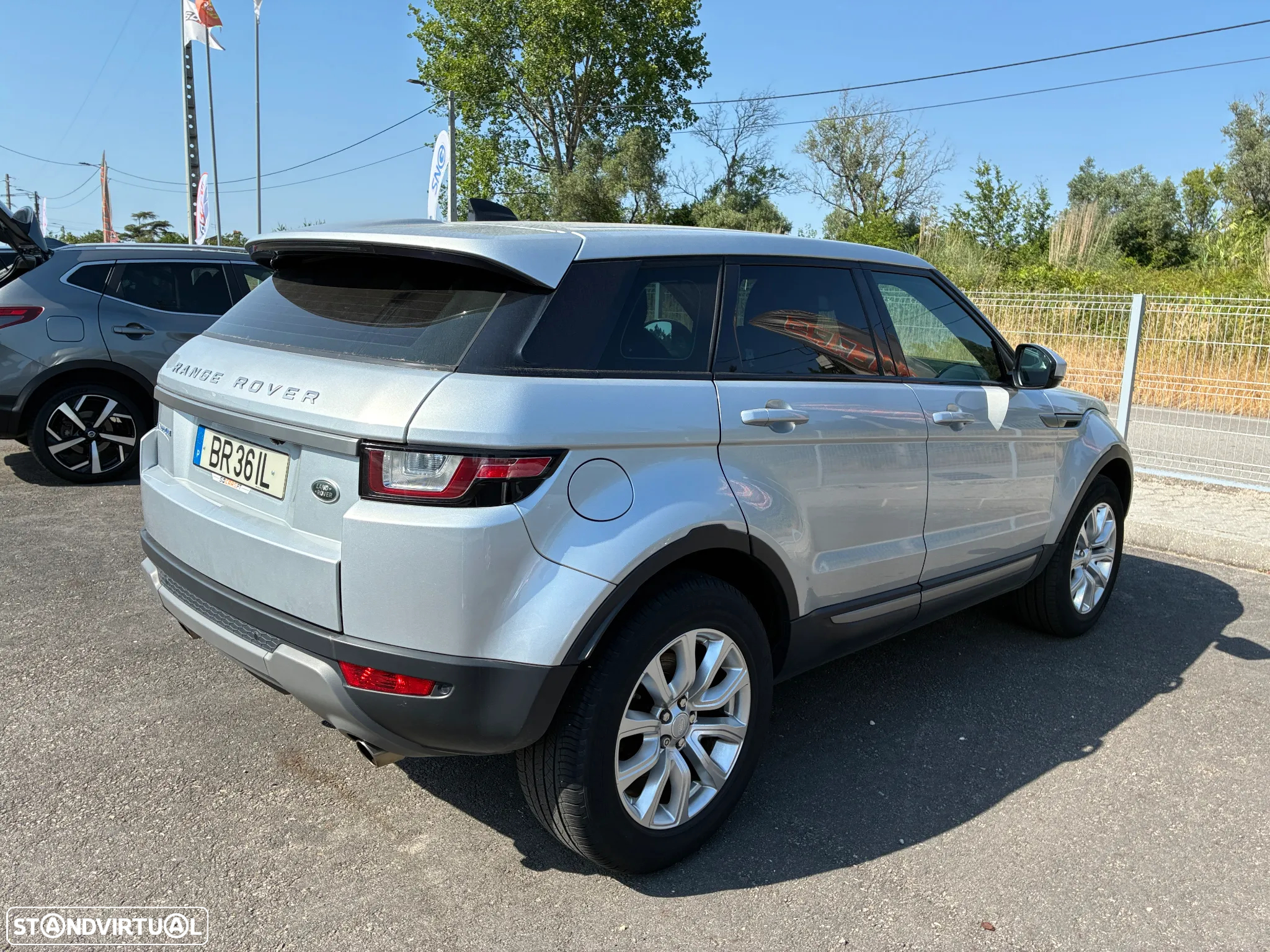Land Rover Range Rover Evoque D150 FWD - 15