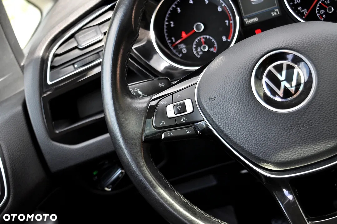 Volkswagen Touran 1.5 TSI ACT OPF Highline - 27