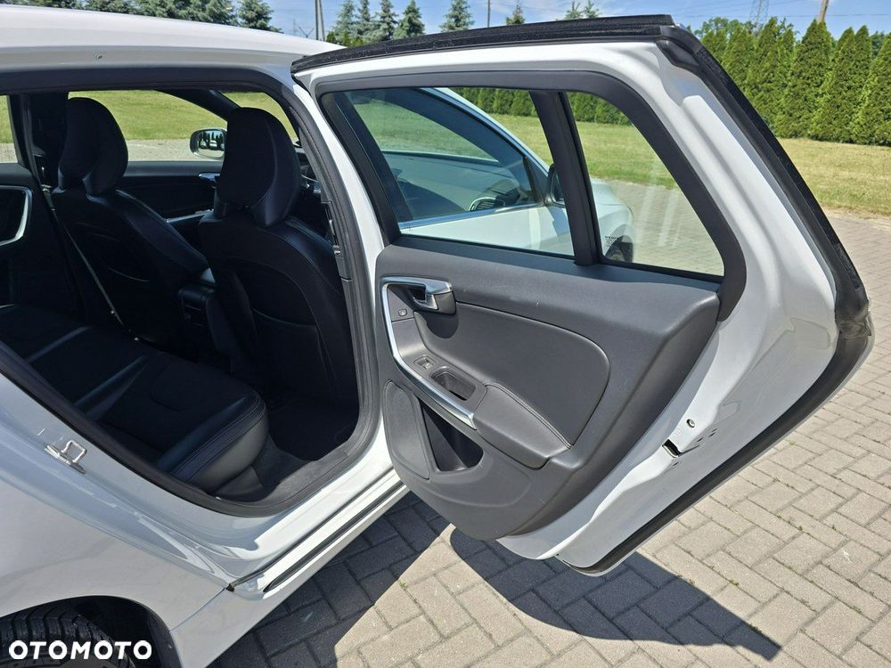Volvo V60 - 22