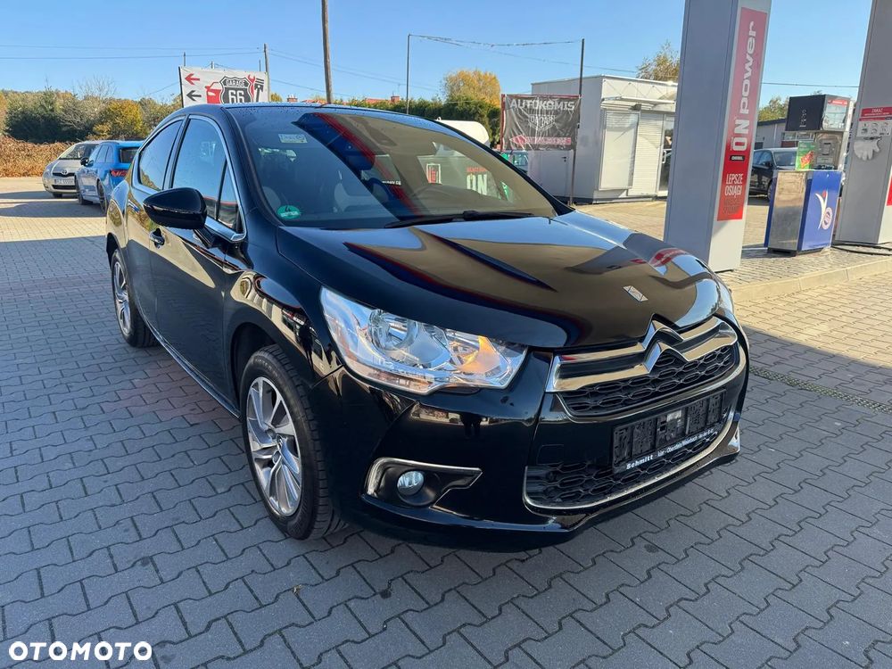 Citroën DS4 1.6 e-HDi SoChic MCP - 8