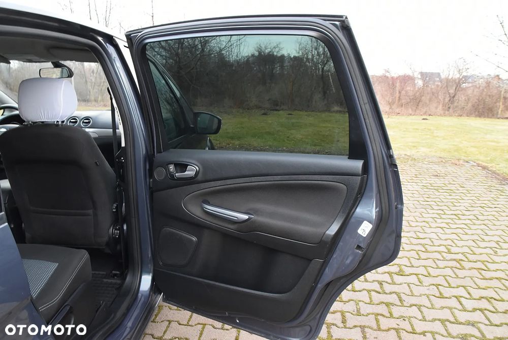 Ford S-Max 2.0 TDCi DPF Trend - 16