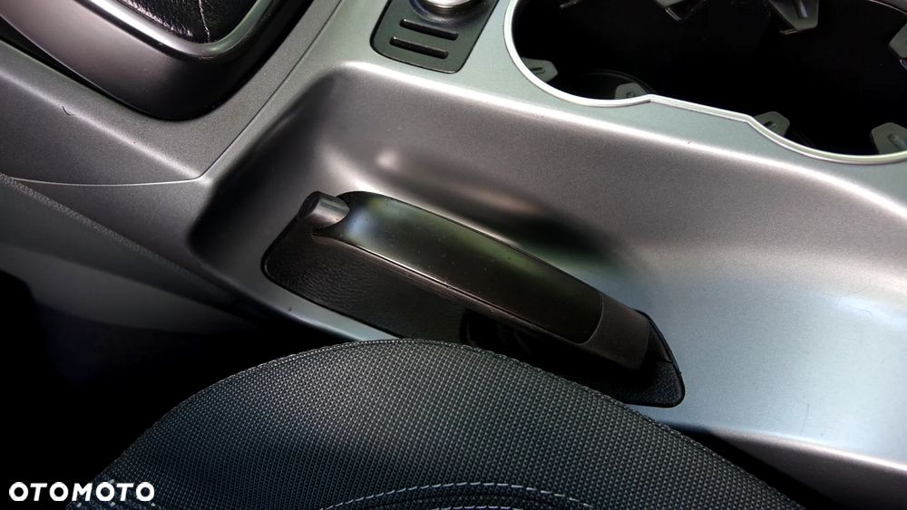 Ford Grand C-MAX - 21