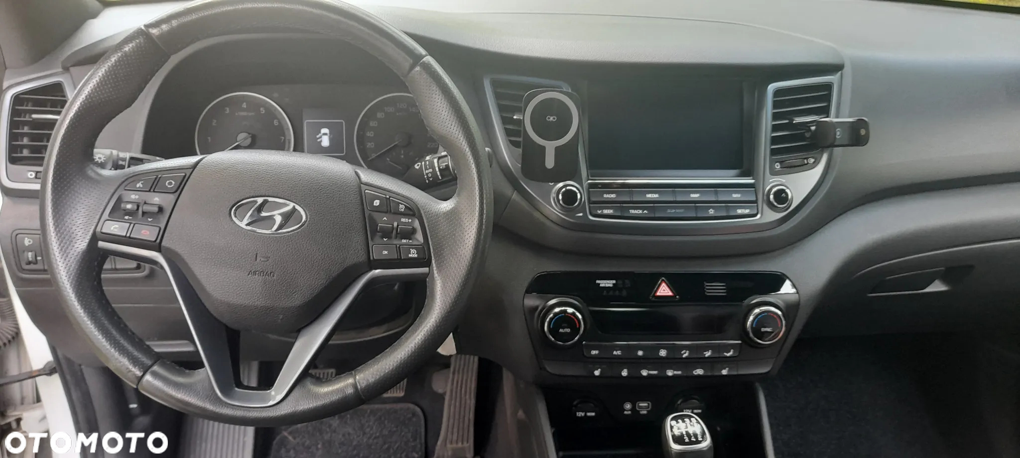 Hyundai Tucson 1.6 GDI BlueDrive GO 2WD - 14