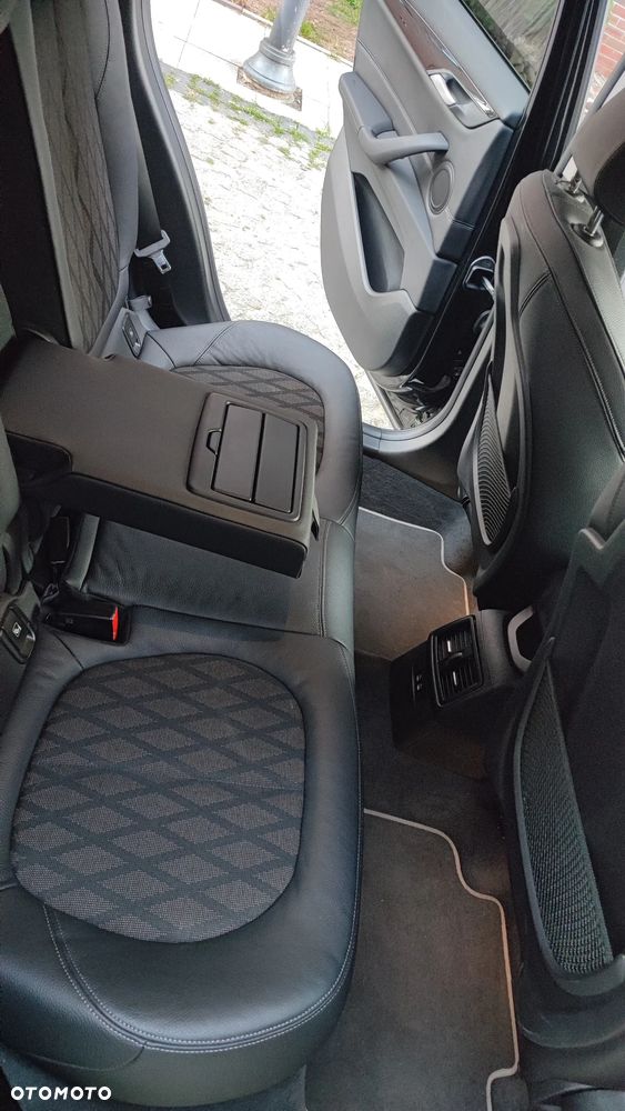 BMW X1 xDrive20i xLine - 14