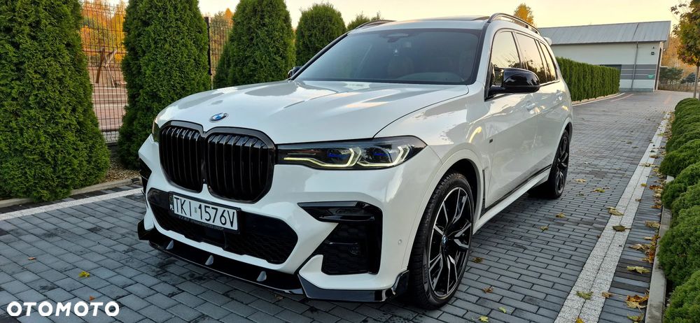 BMW X7 2022 photo 2