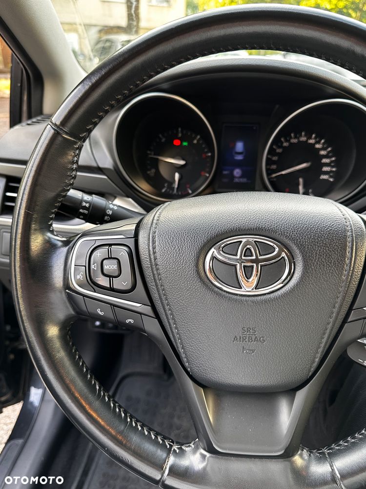 Toyota Avensis 2.0 D-4D Active Business - 15