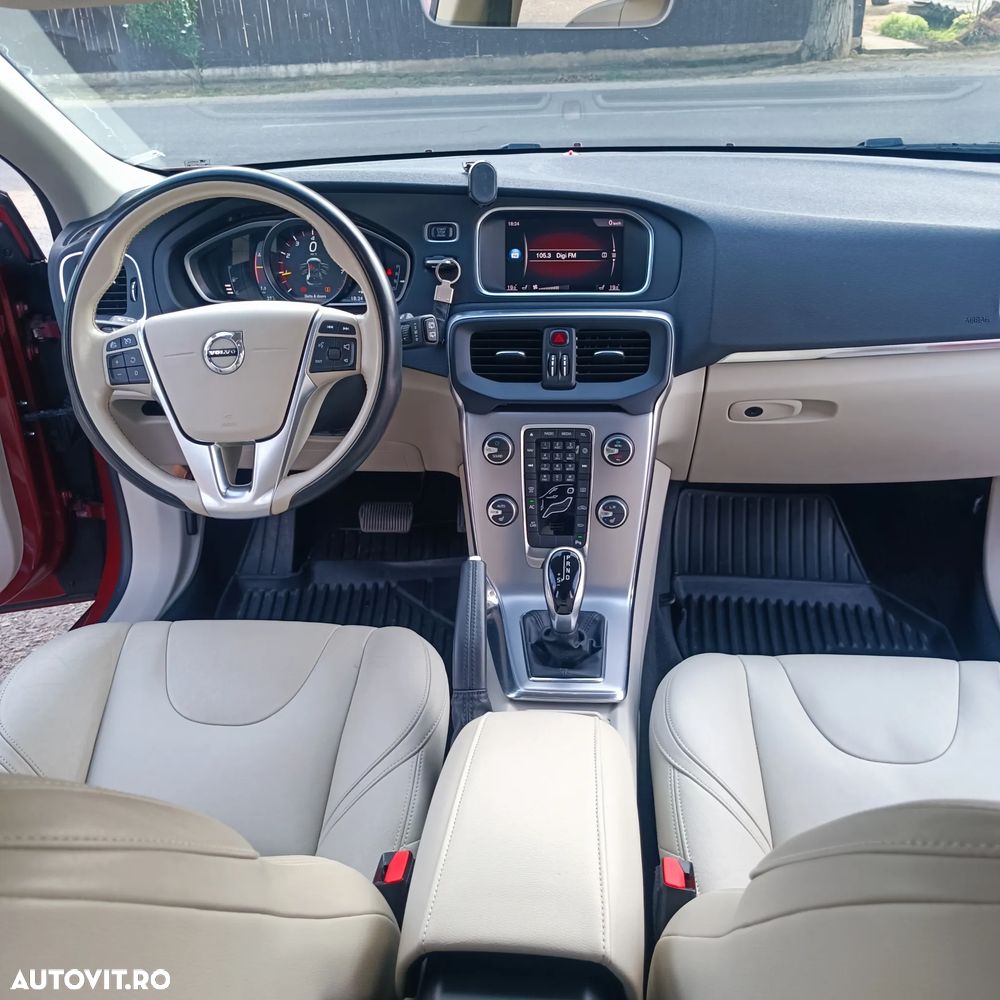 Volvo V40 T4 Aut. Inscription - 12