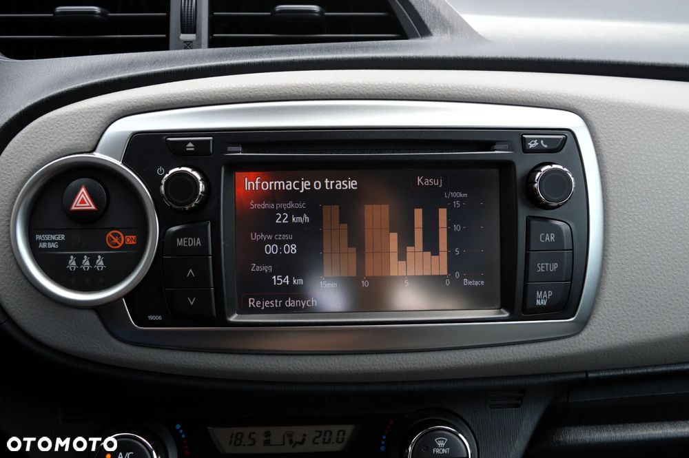 Toyota Yaris 1.33 Prestige - 19