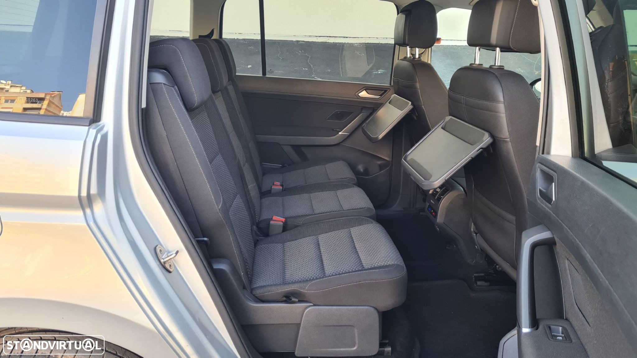VW Touran 1.6 TDI Confortline DSG - 43