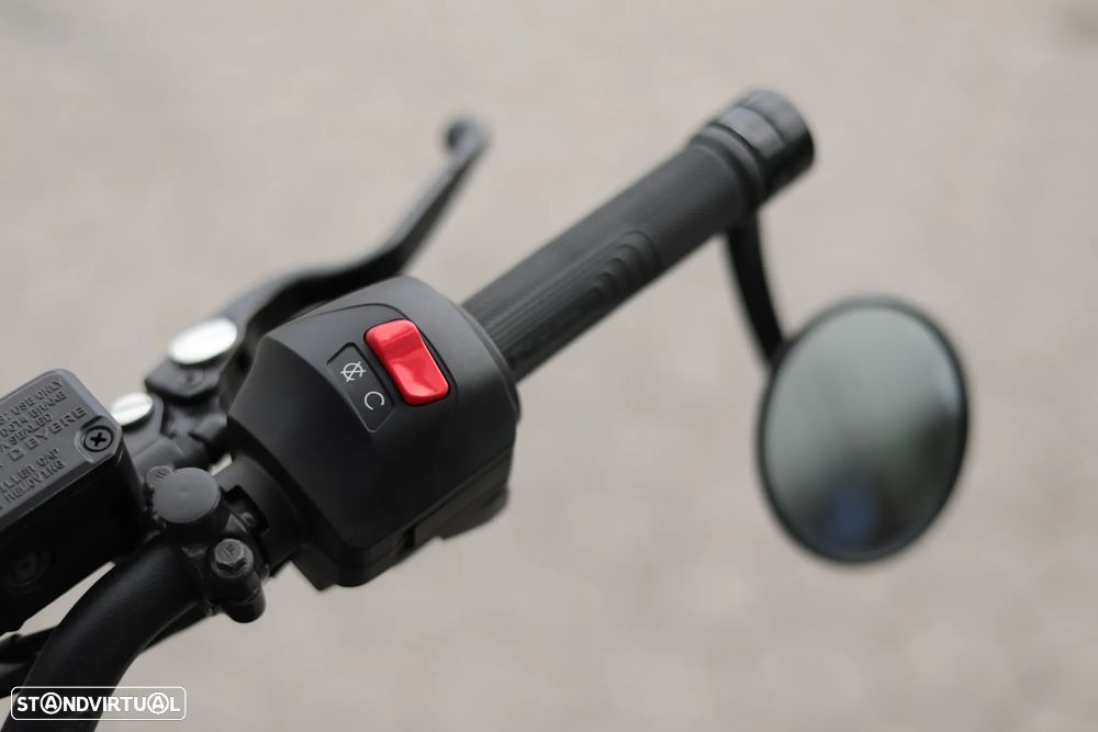 Husqvarna Svartpilen 401 <35kw - 2