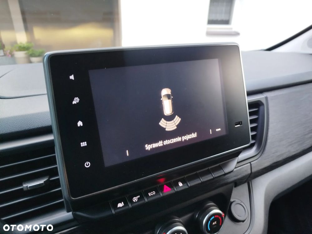 Renault Trafic - 16