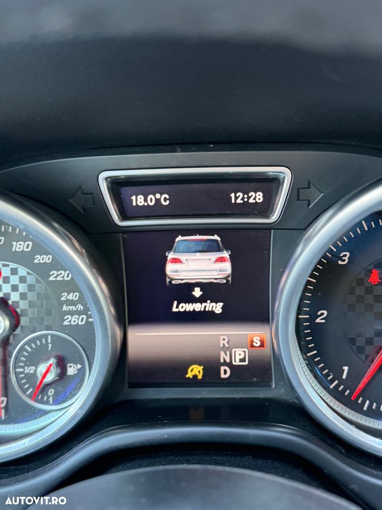 Mercedes-Benz GLE 250 d 4MATIC 9G-TRONIC AMG Line - 27