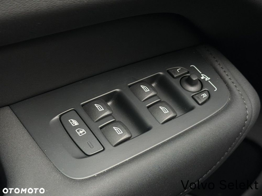 Volvo XC 60 - 24