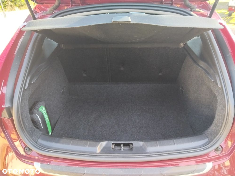 Volvo V40 Cross Country D2 Momentum - 6