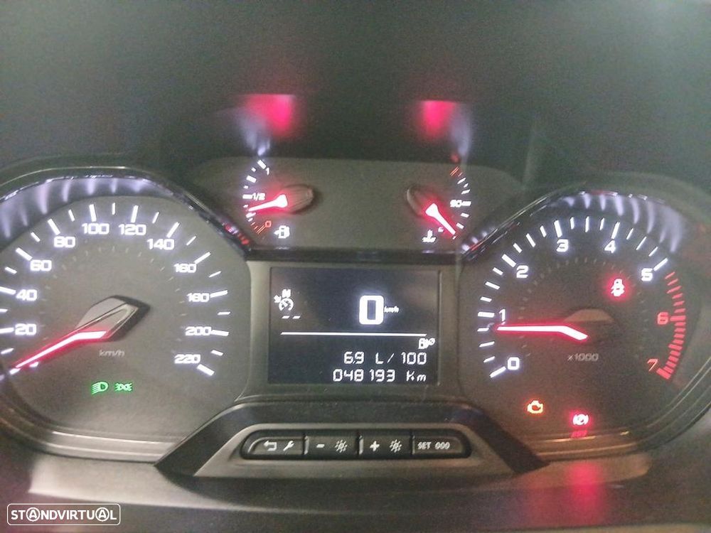 Peugeot PARTNER  1.5 BlueHDi Standard - 6