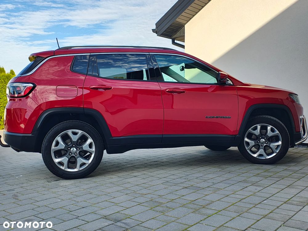 Jeep Compass - 28