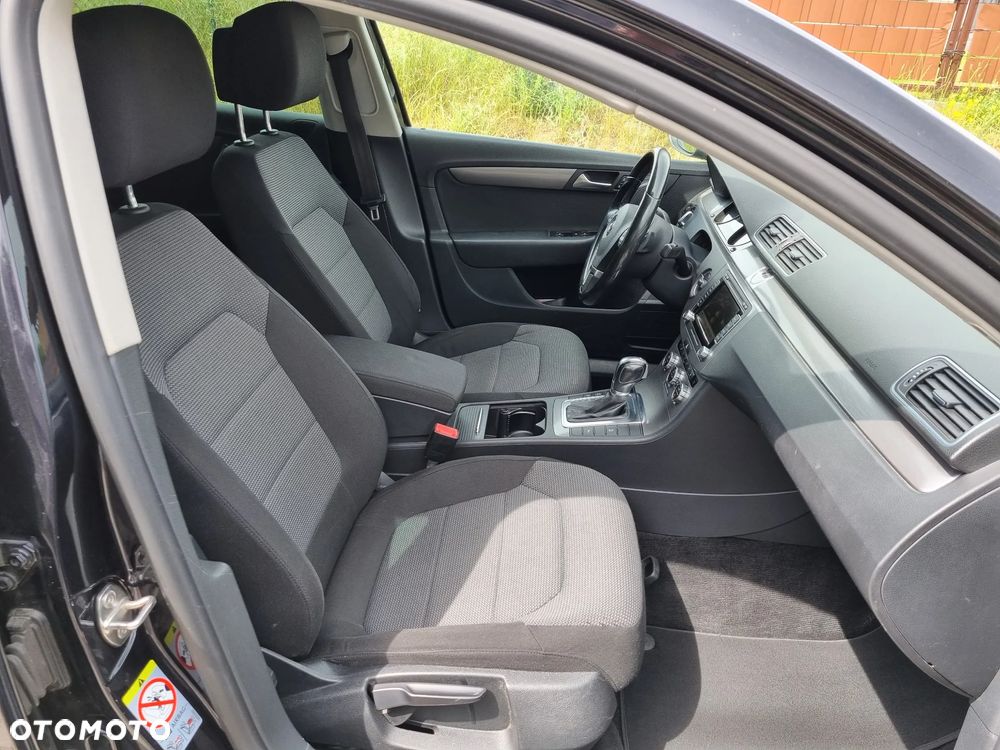 Volkswagen Passat 2.0 TDI Comfortline DSG - 20