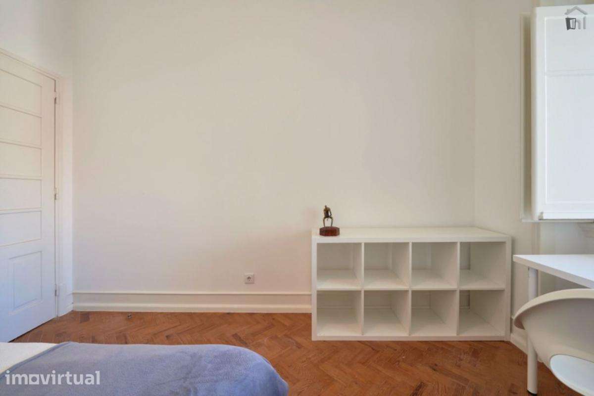 Quarto - localizado em Alameda Lisbon - Grande imagem: 5/12