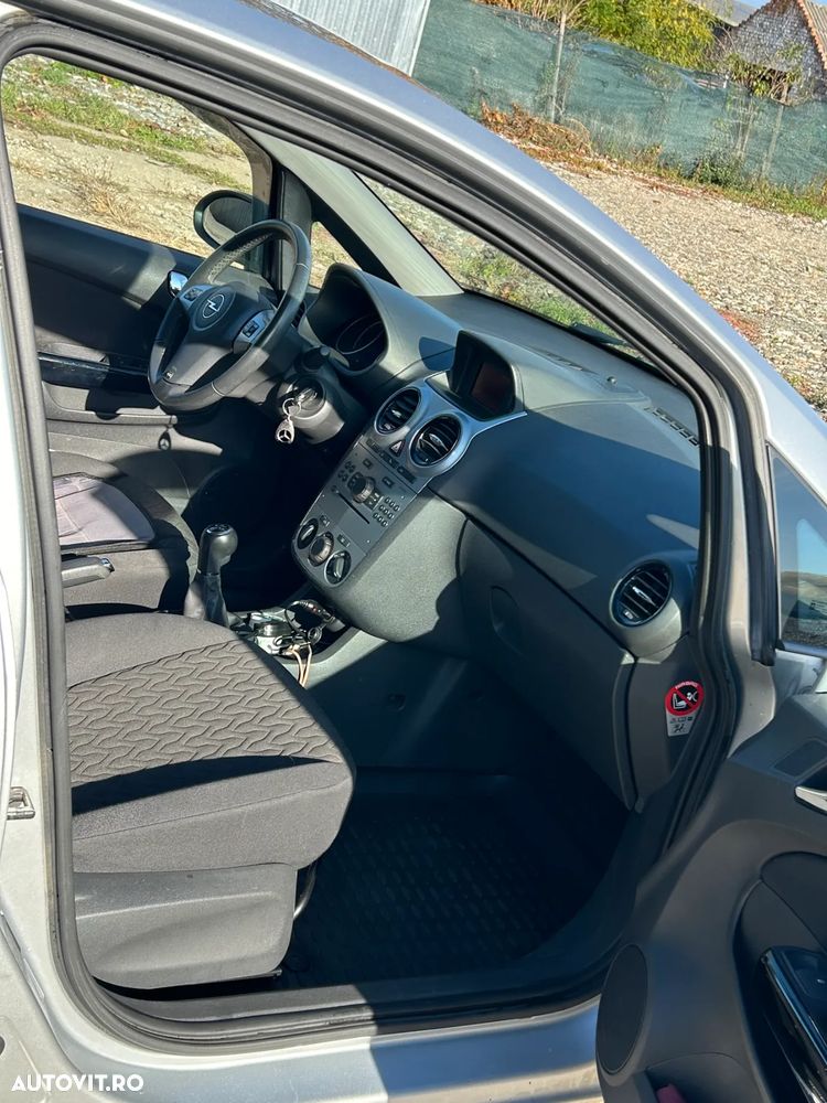 Opel Corsa 1.3 CDTI DPF EcoFLEX Start-Stop Edition - 17