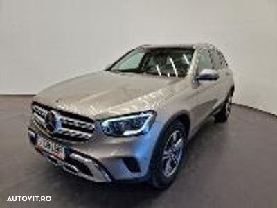 Mercedes-Benz GLC - 23