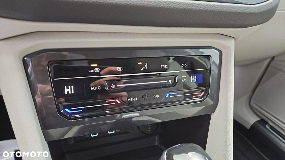 Volkswagen Tiguan Allspace - 19