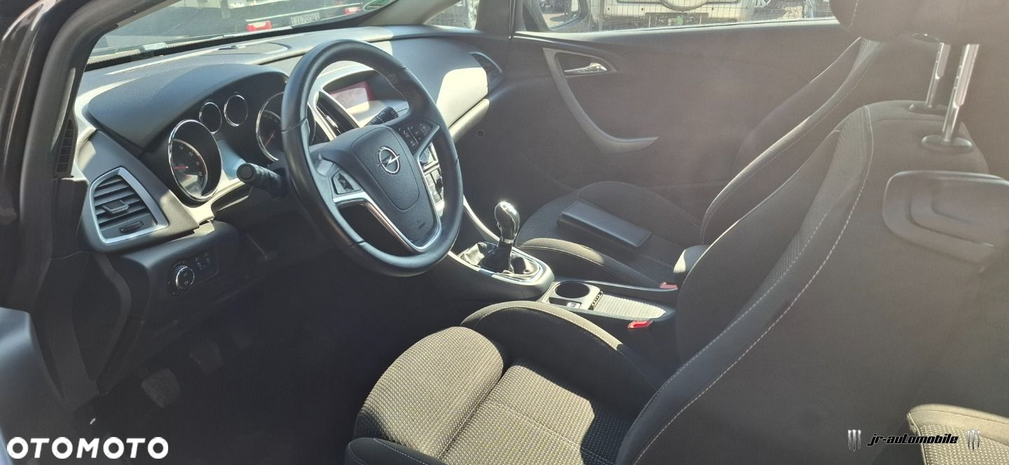Opel Astra GTC 1.4 Turbo - 13