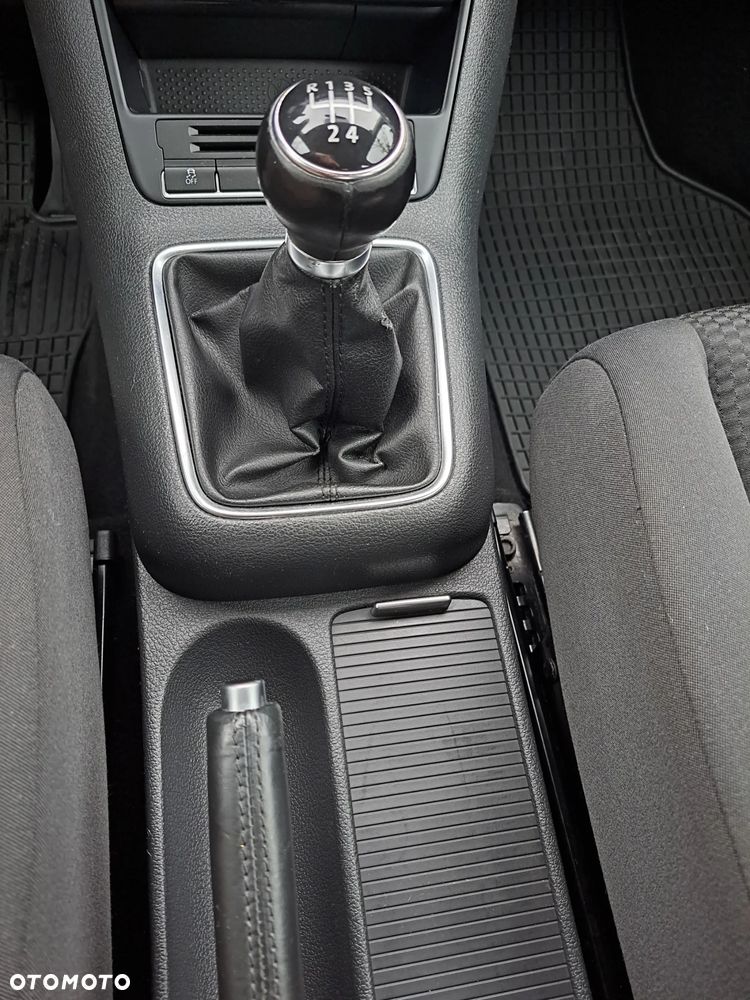 Volkswagen Golf Plus - 16