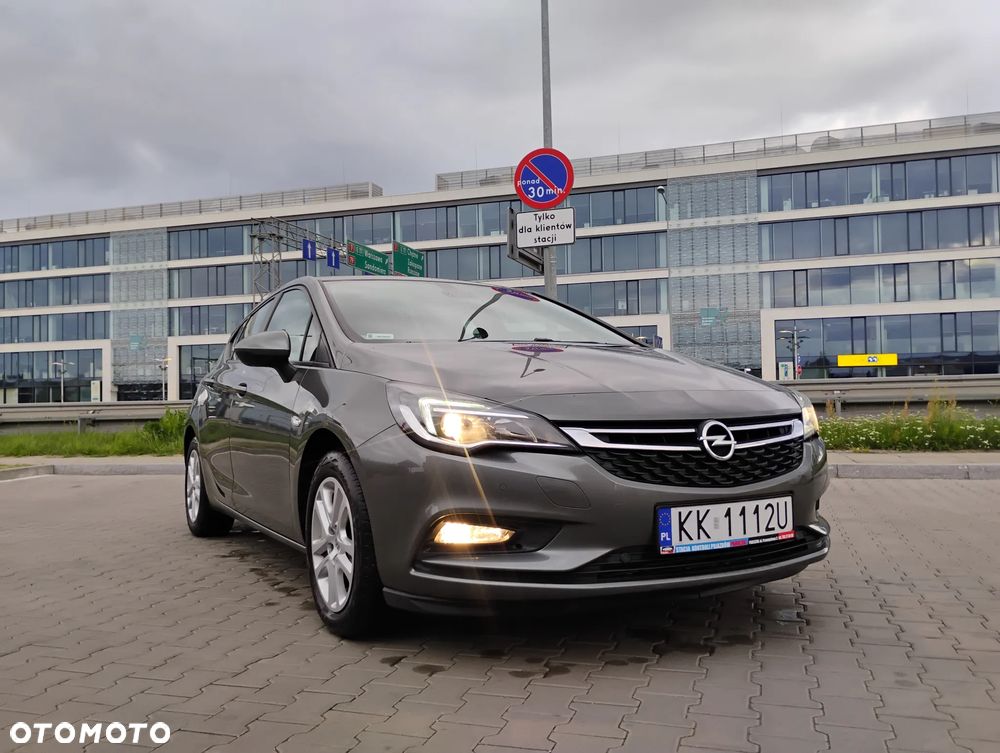 Opel Astra 1.4 T Dynamic S&S - 19